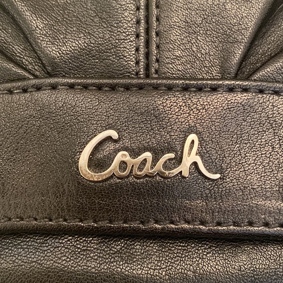 Coach black leather clutch/wristlet. - Picture 6 of 6